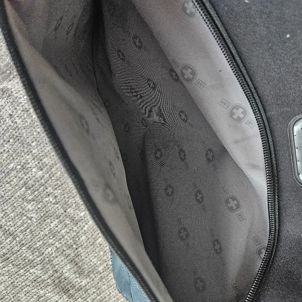 SwissGear swiss gear